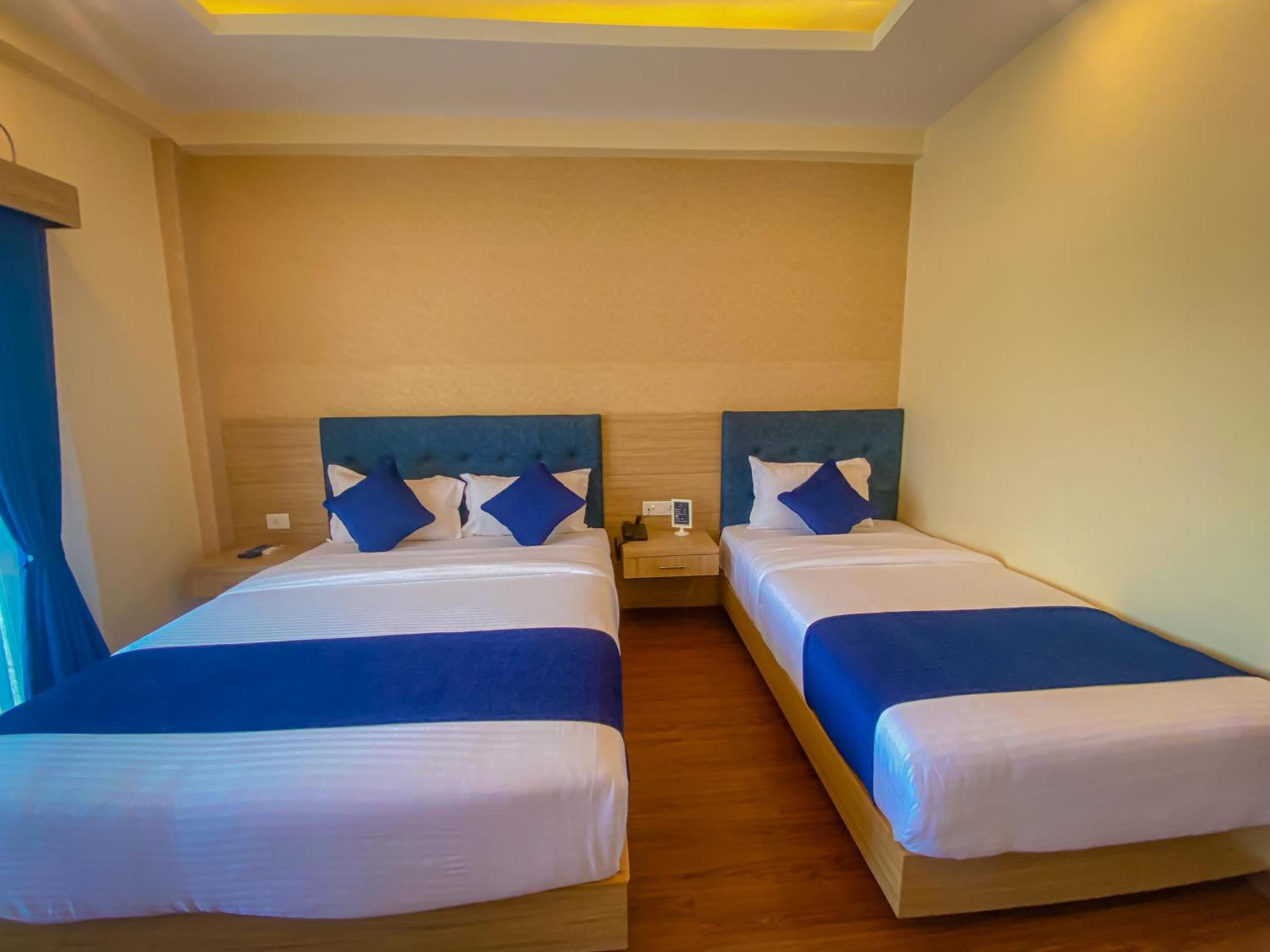 Majestic Lake Front Hotel & Suites Pokhara Zewnętrze zdjęcie